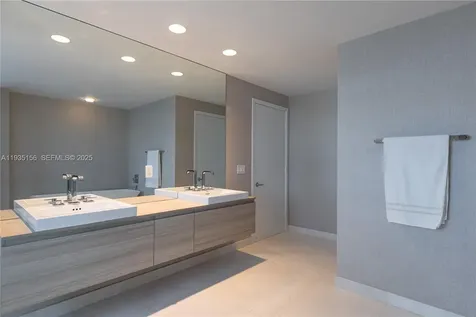 17301 Biscayne Boulevard North Miami Beach FL 33160
