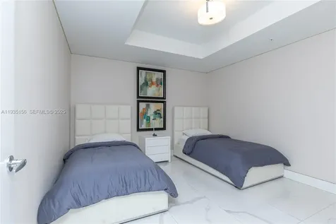 17301 Biscayne Boulevard North Miami Beach FL 33160