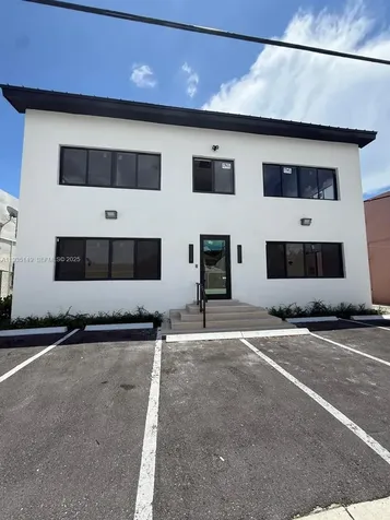 2436 SW 7th Street Miami FL 33135