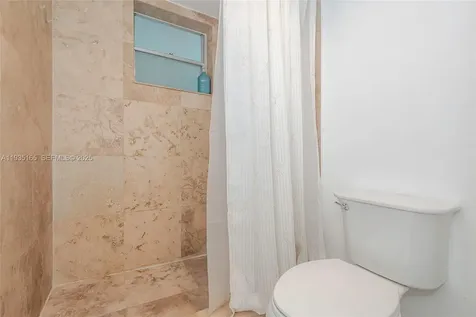 3181 S Ocean Drive Hallandale Beach FL 33009
