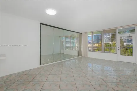 3181 S Ocean Drive Hallandale Beach FL 33009