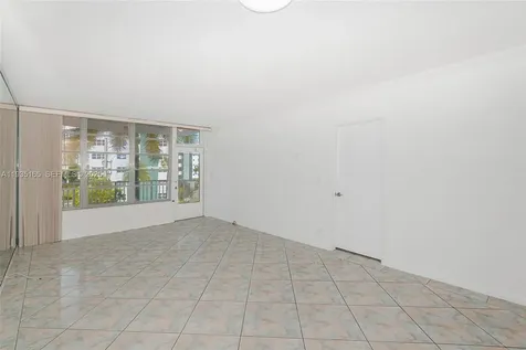 3181 S Ocean Drive Hallandale Beach FL 33009