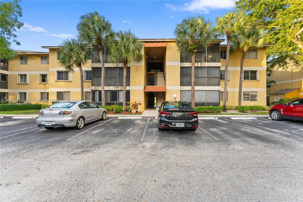 3021 N Oakland Forest Drive Oakland Park FL 33309