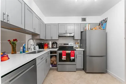 3021 N Oakland Forest Drive Oakland Park FL 33309
