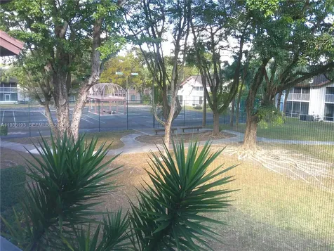 9215 SW 141st Place Miami FL 33186