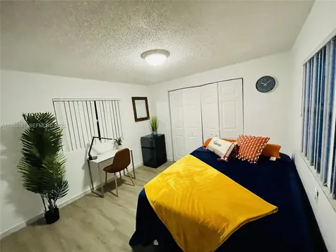 2757 SW 34th Avenue Miami FL 33133