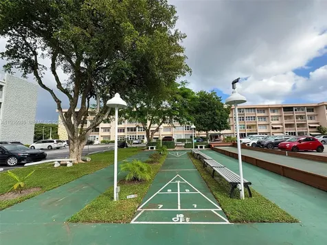 410 SE 2nd Street Hallandale Beach FL 33009