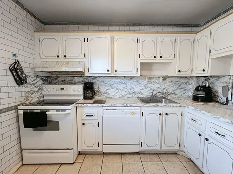 410 SE 2nd Street Hallandale Beach FL 33009