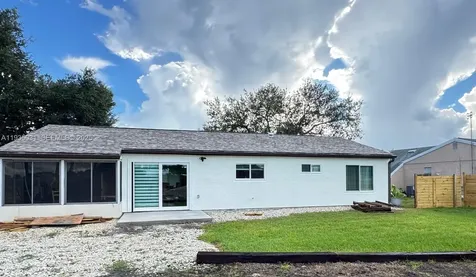 5474 Kenwood Drive North Port FL 34287