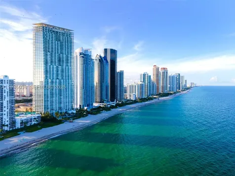 3731 N Country Club Drive Aventura FL 33180