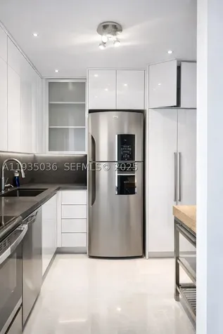 3731 N Country Club Drive Aventura FL 33180