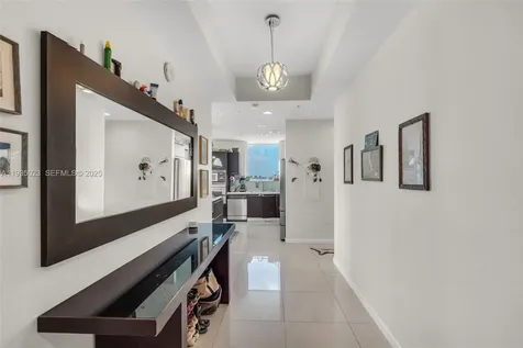 7928 East Drive Miami Beach FL 33141