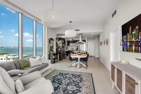 7928 East Drive Miami Beach FL 33141