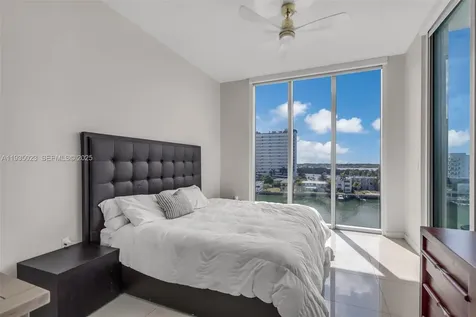 7928 East Drive Miami Beach FL 33141