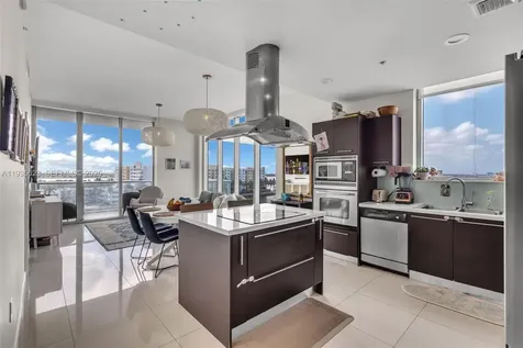 7928 East Drive Miami Beach FL 33141