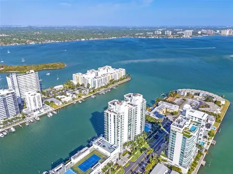 7928 East Drive Miami Beach FL 33141