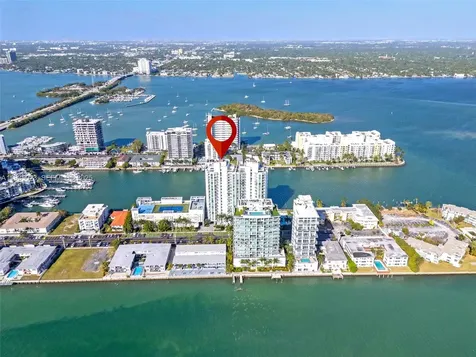 7928 East Drive Miami Beach FL 33141