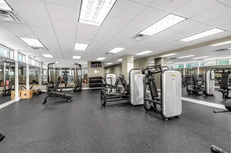 7928 East Drive Miami Beach FL 33141