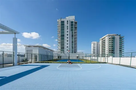 7928 East Drive Miami Beach FL 33141