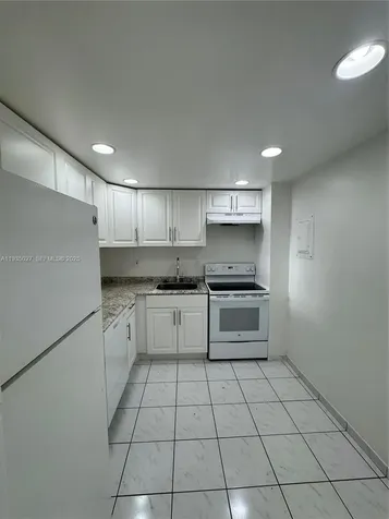 16710 NE 9th Avenue North Miami Beach FL 33162