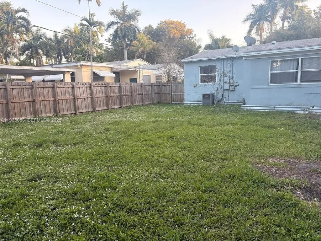 1431 Fletcher Street Hollywood FL 33020