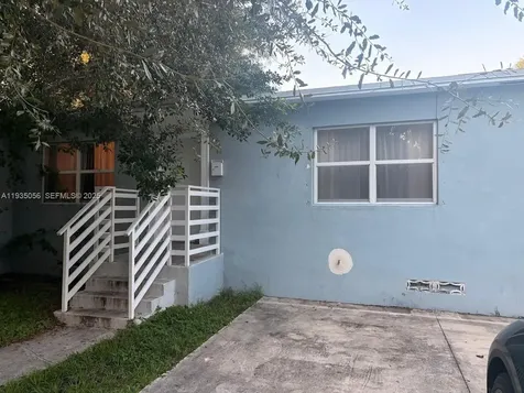 1431 Fletcher Street Hollywood FL 33020