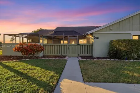 5694 Northpointe Lane Boynton Beach FL 33437