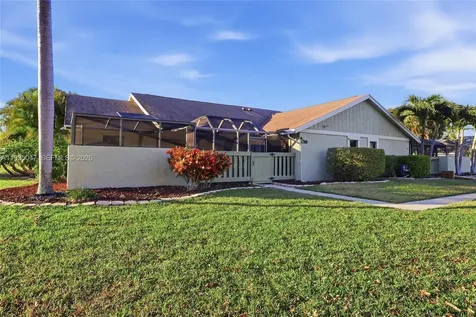 5694 Northpointe Lane Boynton Beach FL 33437