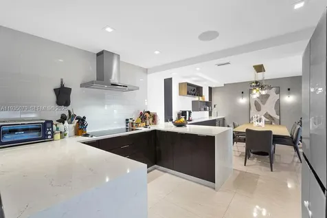10155 Collins Avenue Bal Harbour FL 33154
