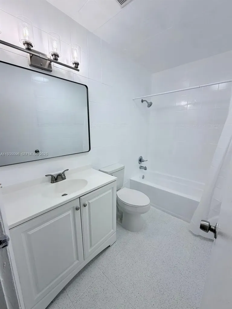 10722 La Placida Drive Coral Springs FL 33065