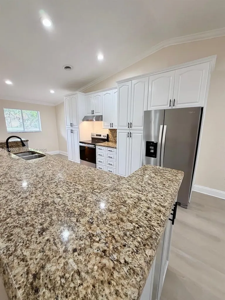 10722 La Placida Drive Coral Springs FL 33065