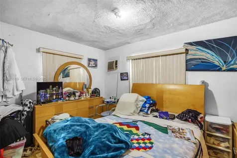 191 NW 83rd Street Miami FL 33150