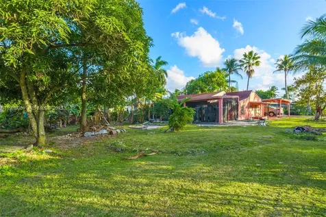 191 NW 83rd Street Miami FL 33150