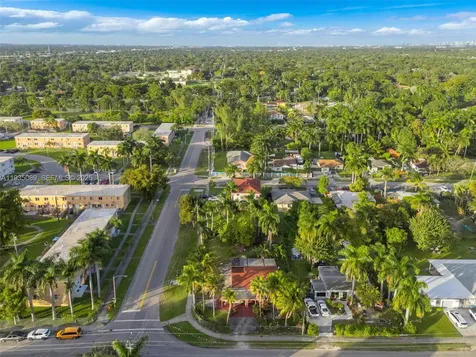 191 NW 83rd Street Miami FL 33150