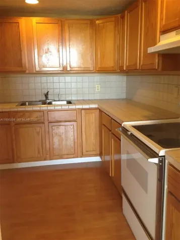 2025 NE 164th Street North Miami Beach FL 33162