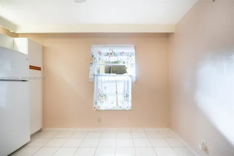 150 S Hollybrook Terrace Pembroke Pines FL 33025