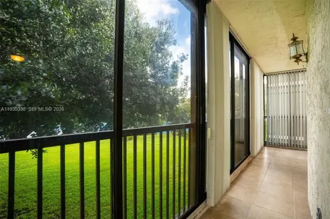 150 S Hollybrook Terrace Pembroke Pines FL 33025