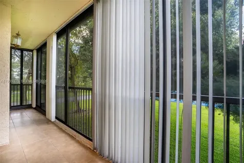 150 S Hollybrook Terrace Pembroke Pines FL 33025