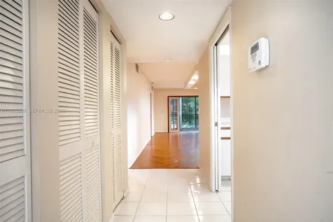150 S Hollybrook Terrace Pembroke Pines FL 33025