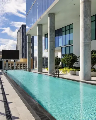 398 NE 5th Street Miami FL 33132