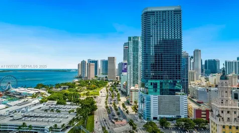398 NE 5th Street Miami FL 33132