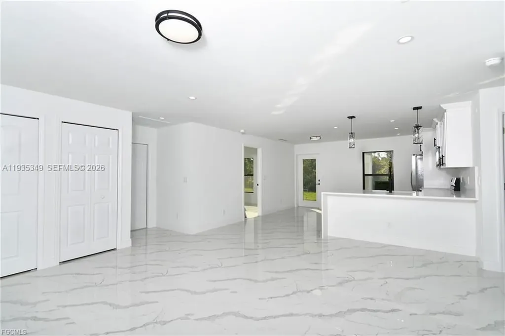 3417 57th Street W Other City - In The State Of Florida FL 33971