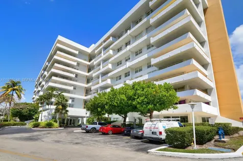 155 Ocean Lane Drive Key Biscayne FL 33149