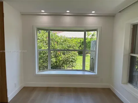 708 SE 3rd Avenue Extension Hallandale Beach FL 33009
