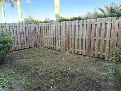 2661 SE 10th Street Homestead FL 33035