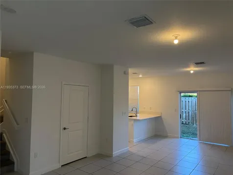 2661 SE 10th Street Homestead FL 33035