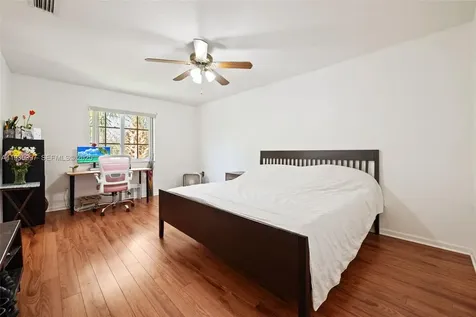 1958 NW 79th Way Pembroke Pines FL 33024