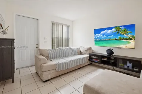 1958 NW 79th Way Pembroke Pines FL 33024