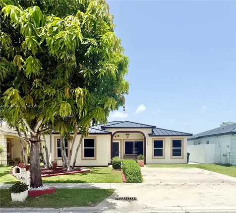 13267 SW 277th Terrace Homestead FL 33032