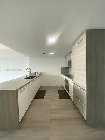 400 Sunny Isles Boulevard Sunny Isles Beach FL 33160
